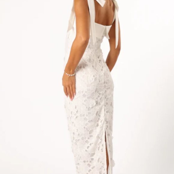 EMERSYN MIDI LACE DRESS - WHITE SOLD OUT - Picture 2 of 3